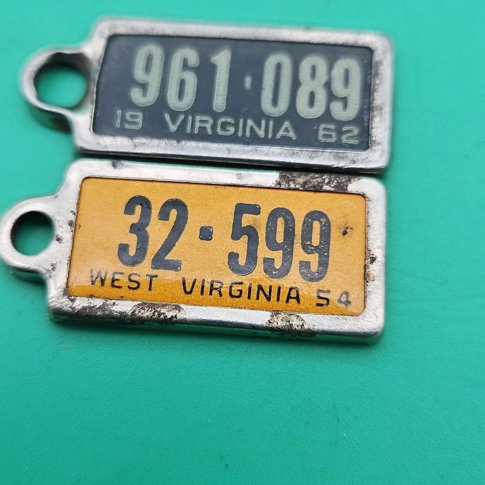 Set Of 2 Vintage License Plate Key Tag Keychain Virginia West Virginia 1962 1954